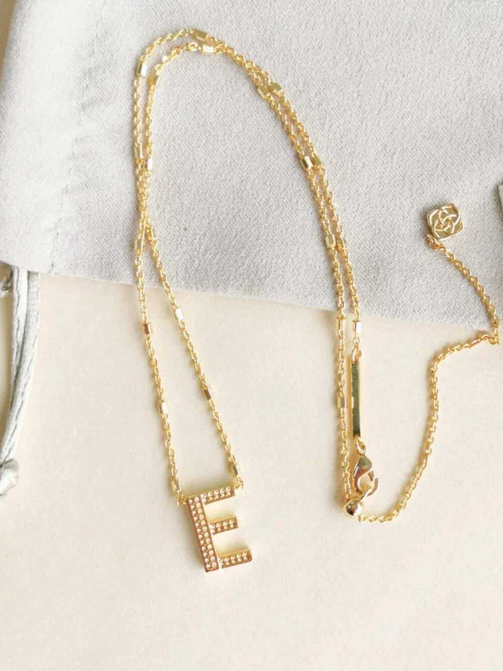Kendra Scott Letter E Pendant Necklace